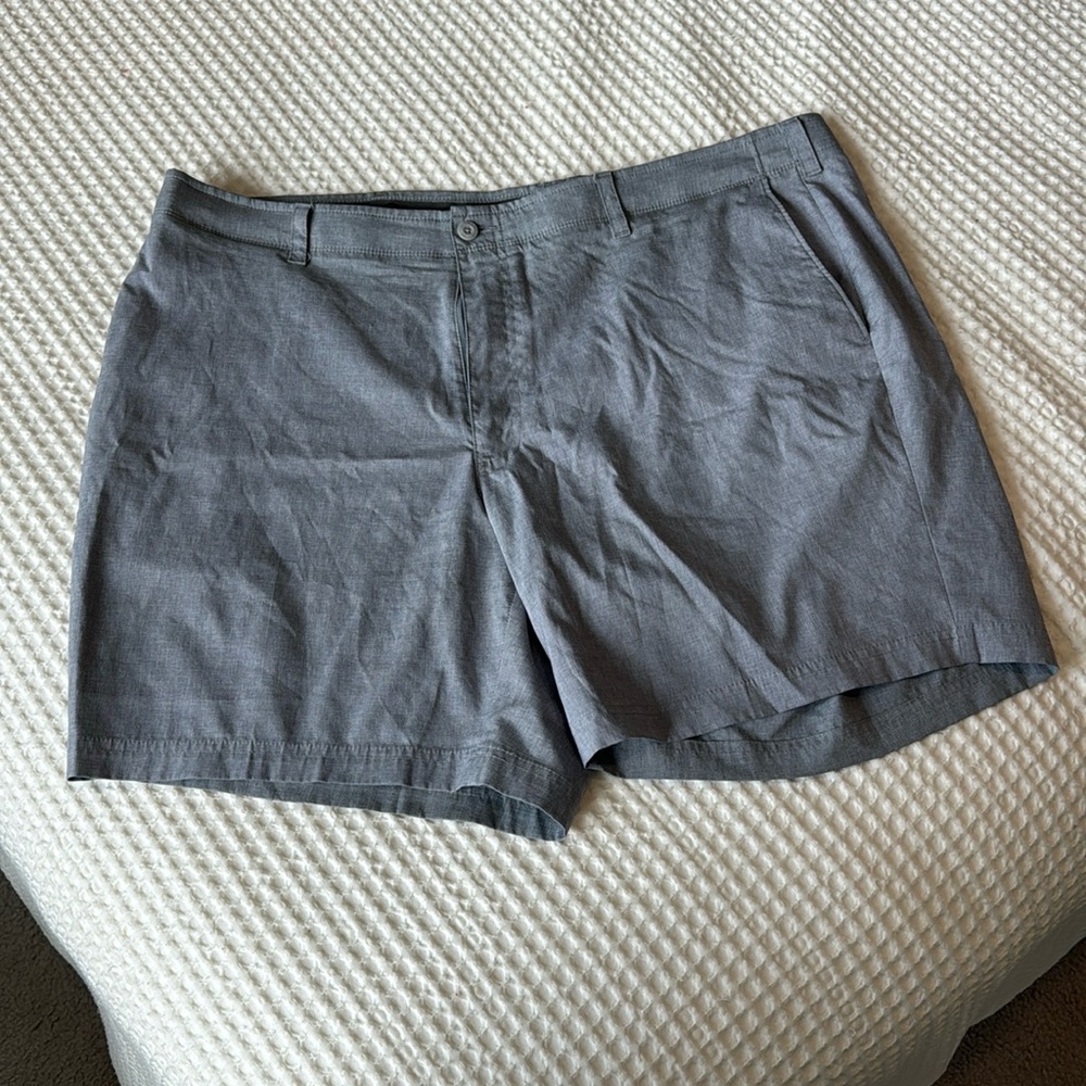 Pro Tour Grey Golf Shorts 7” Inseam